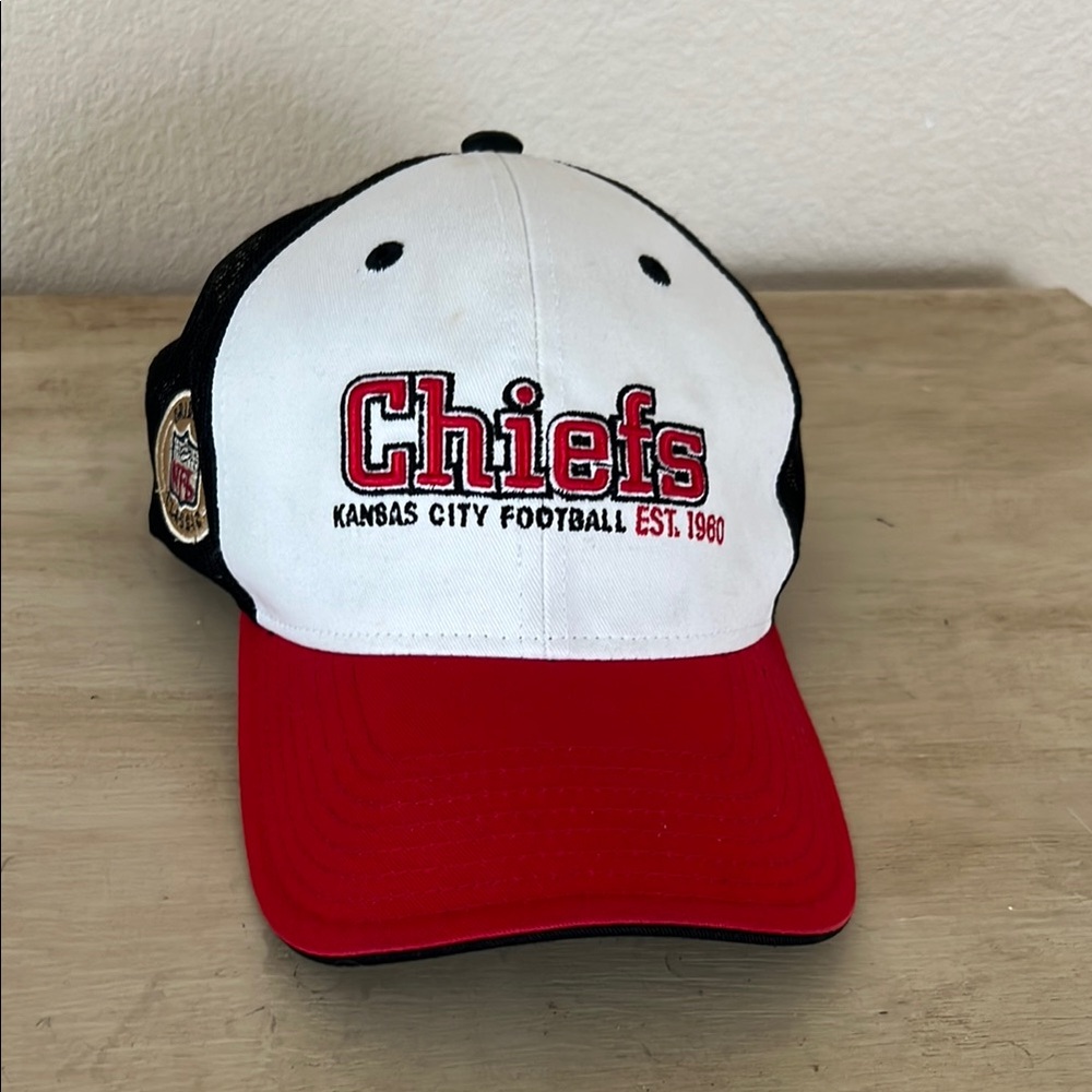 Kansas City Chiefs Reebok Red and White Hat Adjustable Two-Tone Design